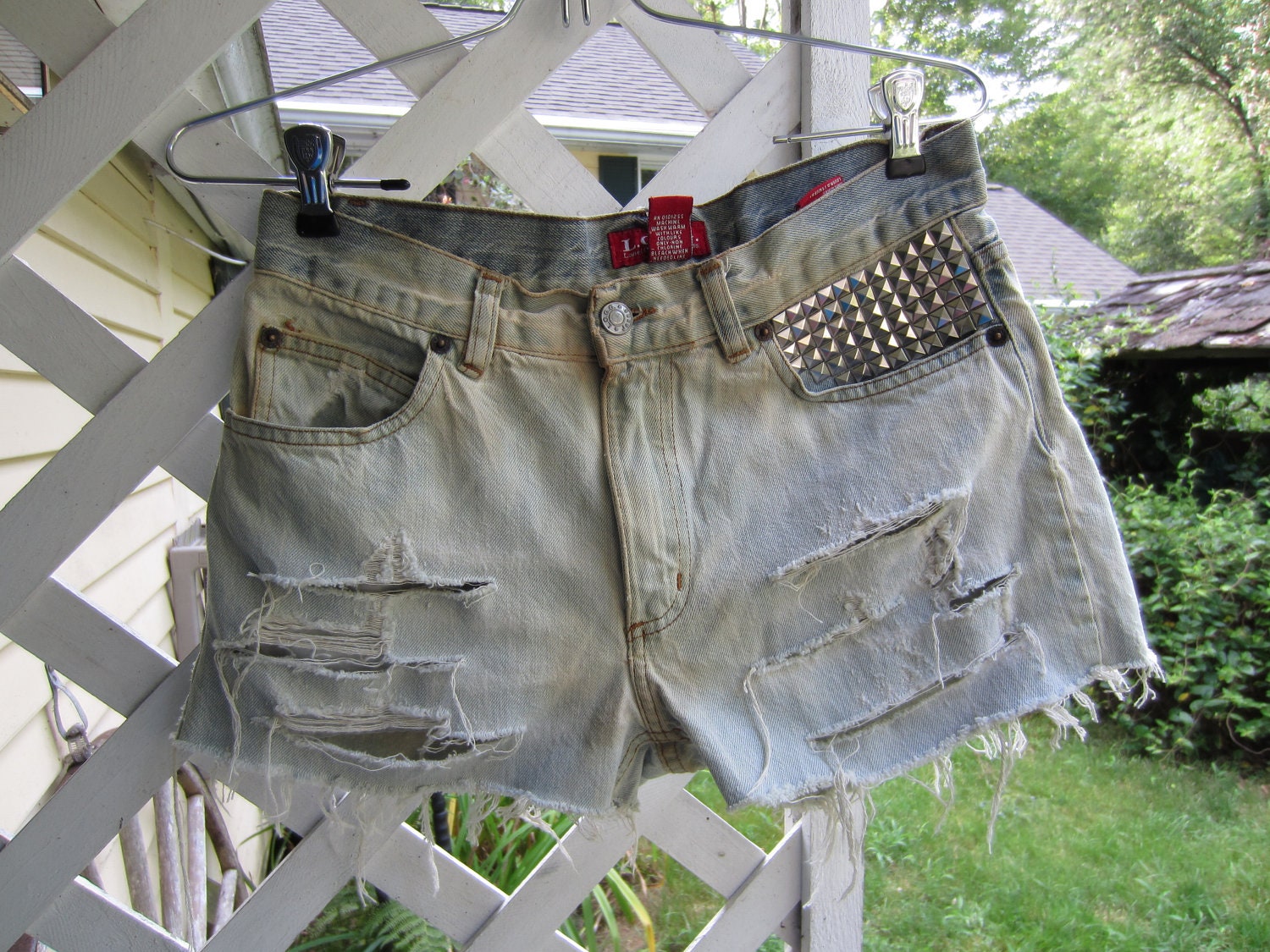 High waisted studded pockets shorts