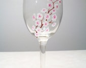 Wedding Wine Glass Personalize and Customize it, hand painted