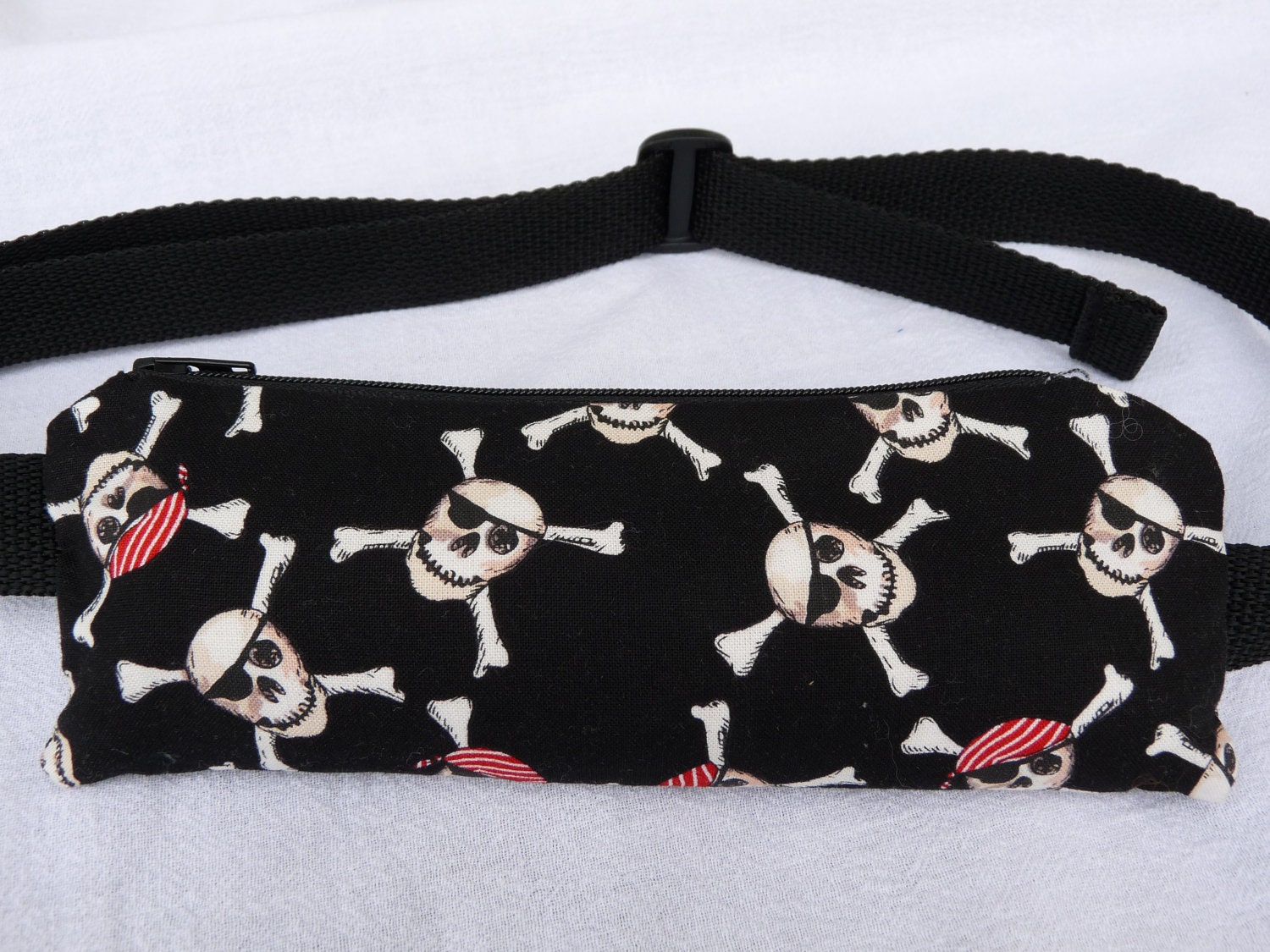 Epi Pen Case - Epi Pen Pouch - Epi Pen Holder - Epi Pen Case with Waist Strap - Crossbones