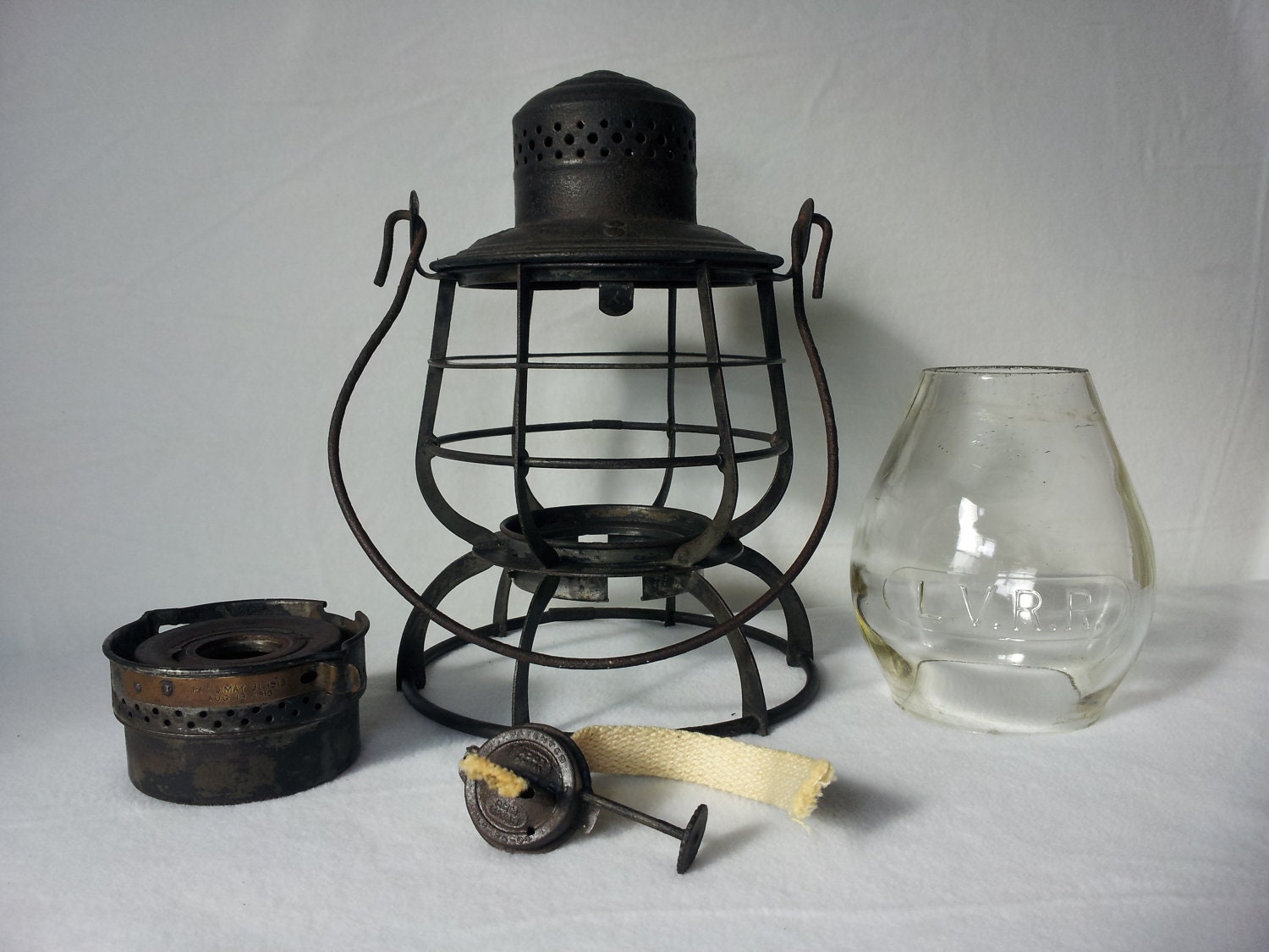 Antique Armspear Manufacturing Co. Railroad Lantern