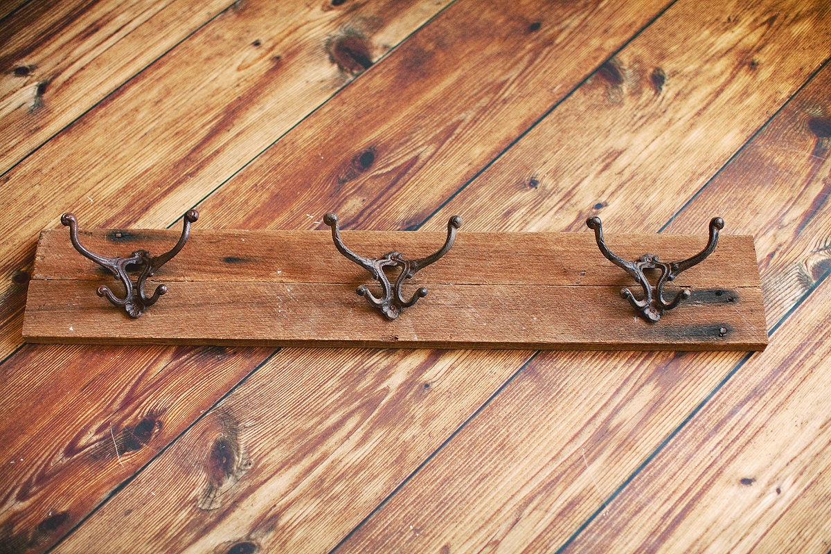 Rustic Antique Barn Wood Coat and Hat Rack - RyansRestoration