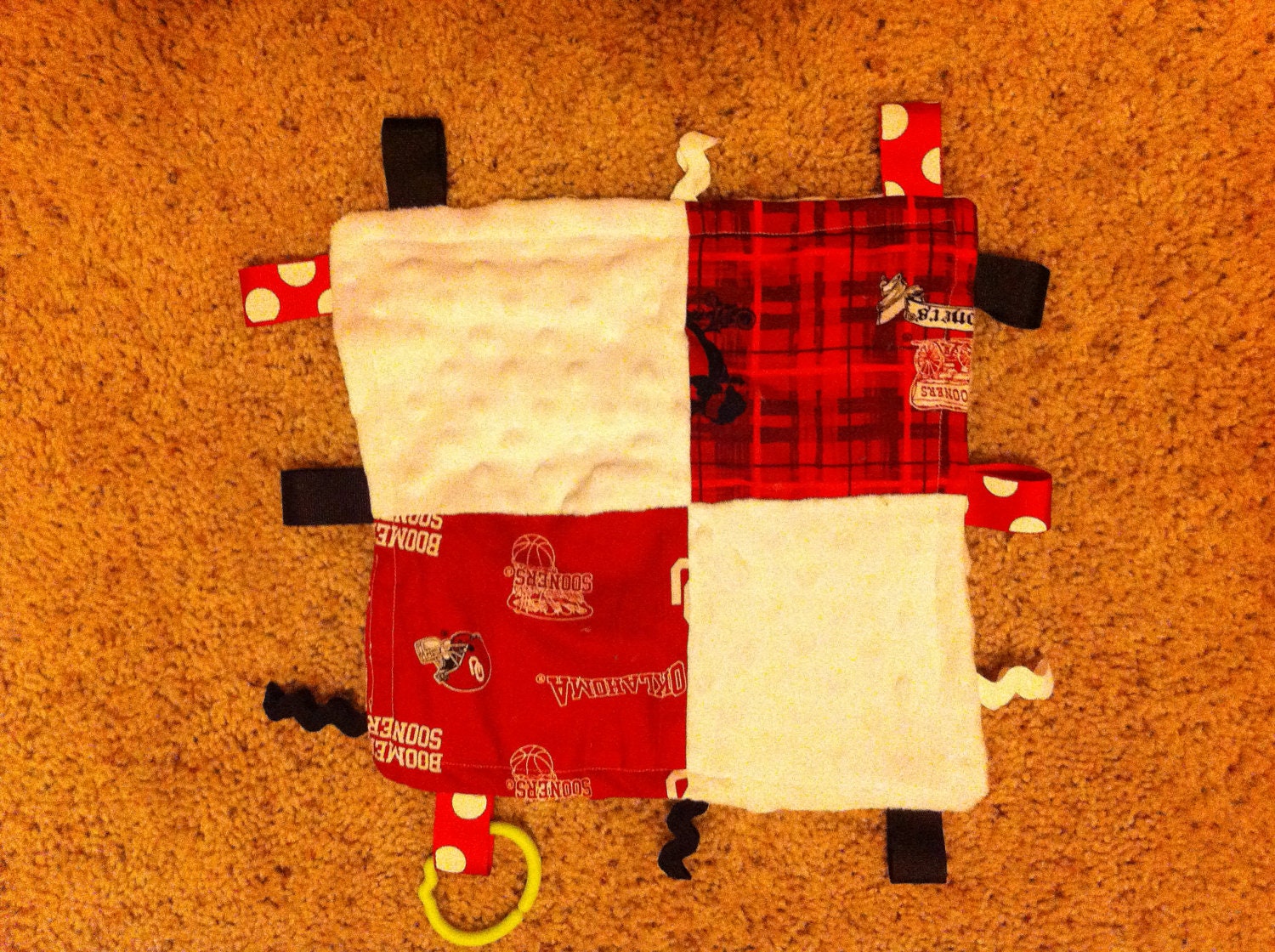 RTS: University of Oklahoma Sooners taggie security blanket