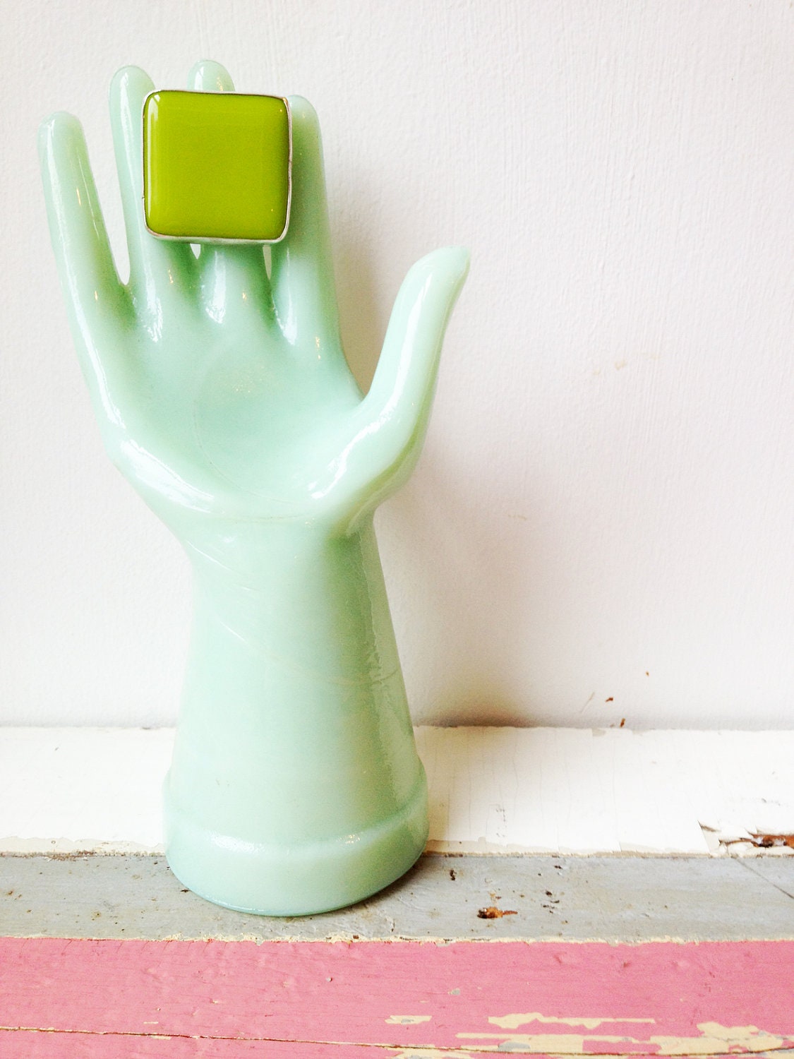 MID MAY SALE mod grass green square farrah