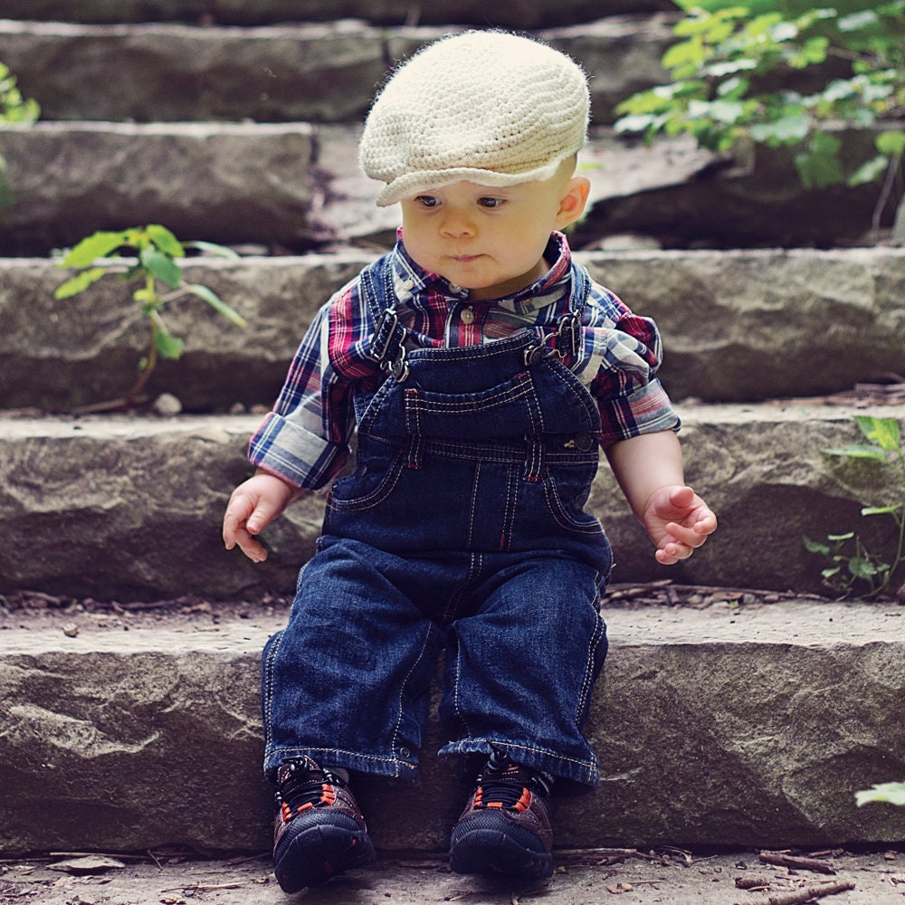 Newsboy Brim Crochet Baby hat, Crochet Photography prop - Made to Order