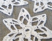 set of 3 white snowflake decoration crochet cotton