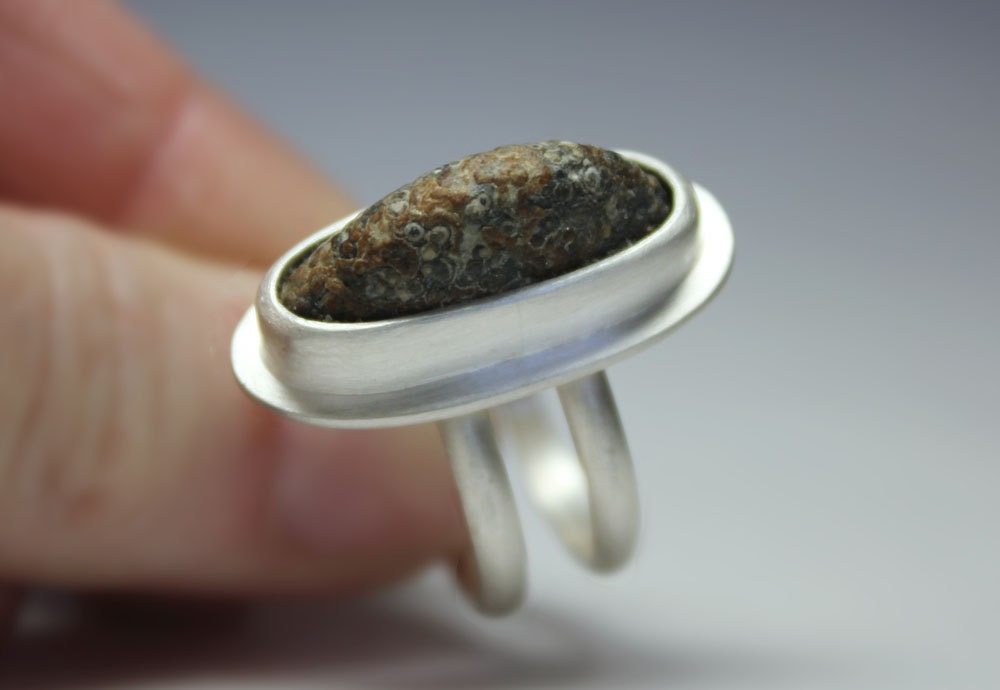 Desert Stone Ring (size 7) Sterling Silver Rock Double Band