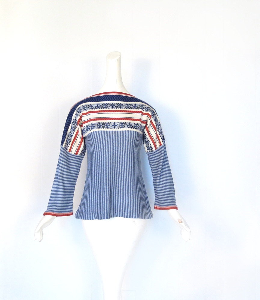 Vintage 1970s Sweater / Nordic Sweater / Boatneck Sweater / XS