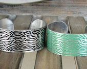 Colorful Wave Pattern Aluminum Cuff