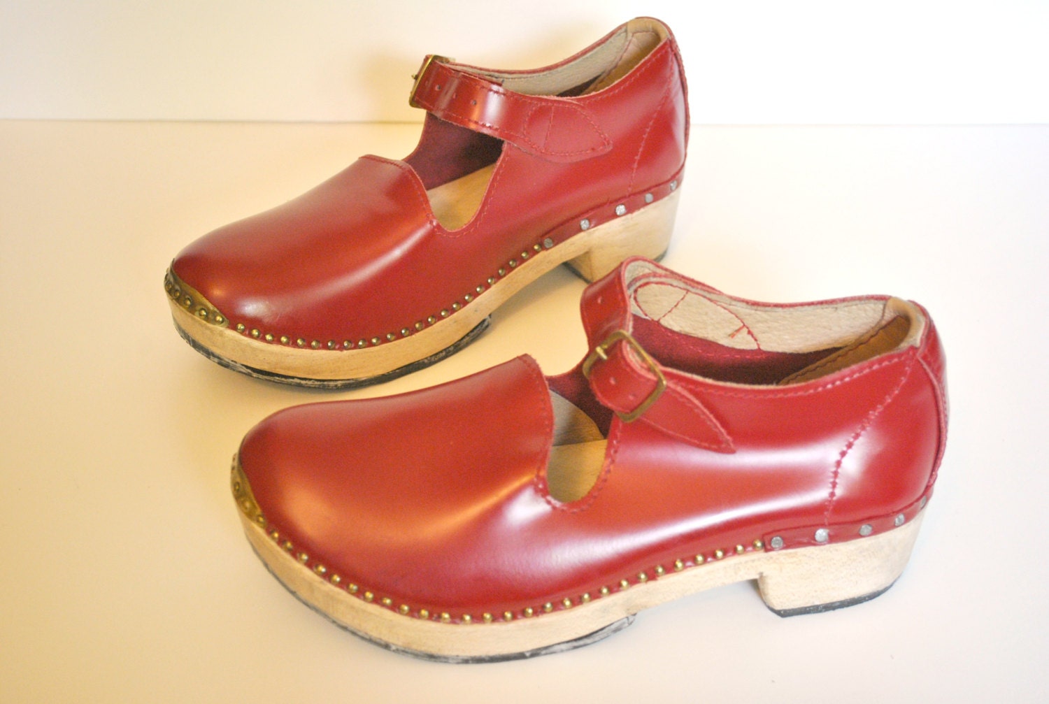 Vintage Red Leather Clog Shoes / Swedish Dancing Shoes with Buckle / Size 8 womens