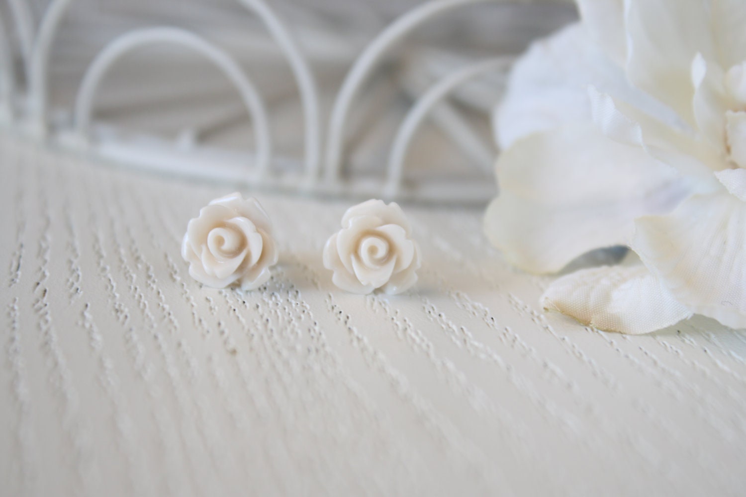 Antique Ivory Mini Rosette Earrings