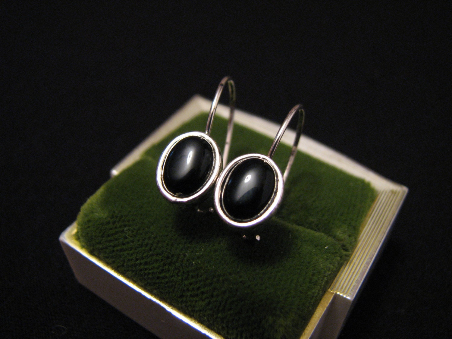 Vintage Sterling Silver and Black Onyx Dangle Pierced Earrings