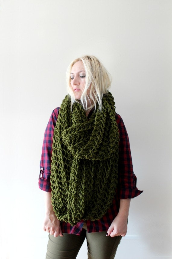 Huge Infinity Scarf- Dark Green