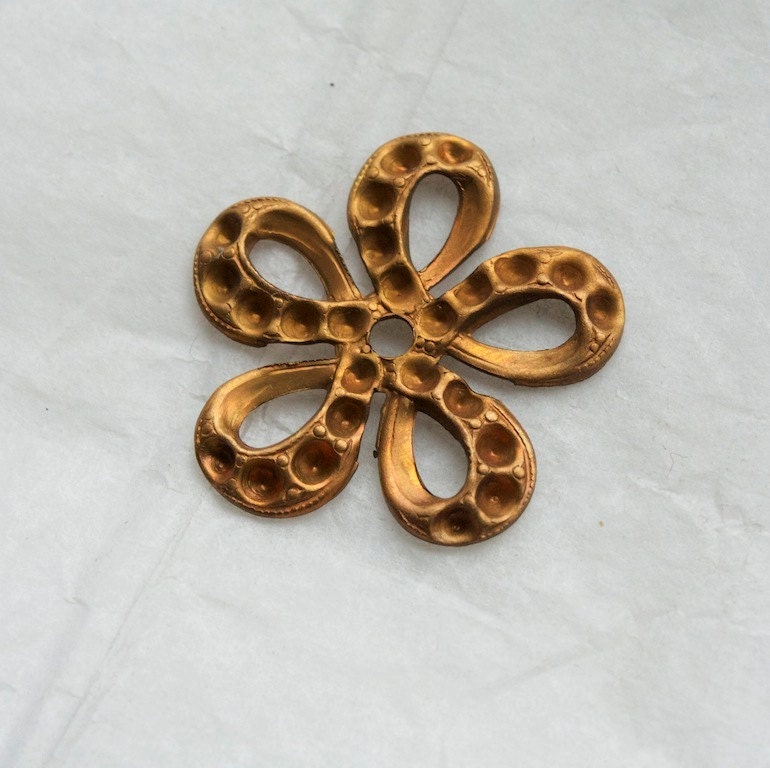 4 Vintage 1950s Brass Ribbon Flowers / Rhinestone Setting