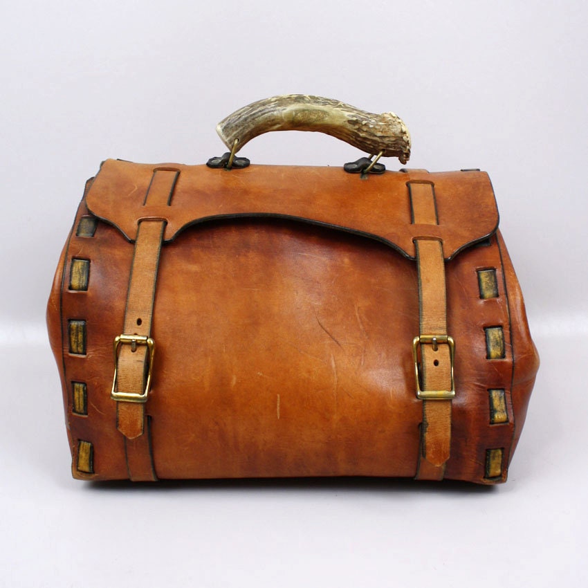 Vintage Leather Bag with Antler Horn Handle Oversized Roomy / Brown Leather Doctors Bag