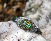 Vibrant Green & Silver Vintage Filigree Bracelet - Cabochon, Multi Strand