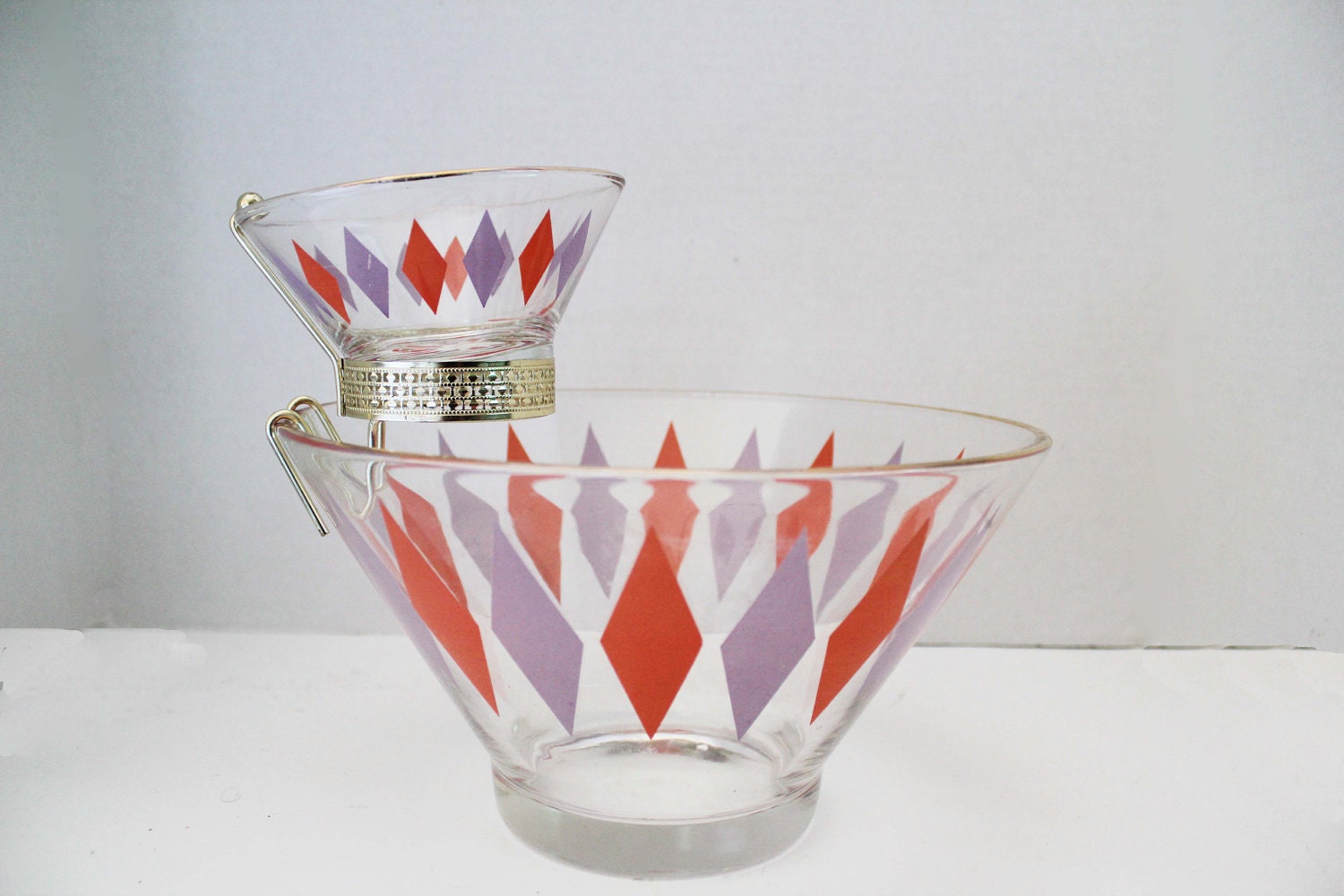 Harlequin Chip and Dip Set by Anchor Hocking with Red and Purple Diamonds - Mid Century