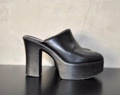 vintage shoes, 1990's black GOTH / CLuB KiD platform chunk heel mules, size 7