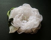 Bridal Hair Flower, Bridal Hair Accessory, Feather Flower, Wedding Hair Flowers, White, Emerald Wedding Hair