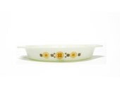 CLEARANCE SALE - Pyrex Town and Country Casserole Dish