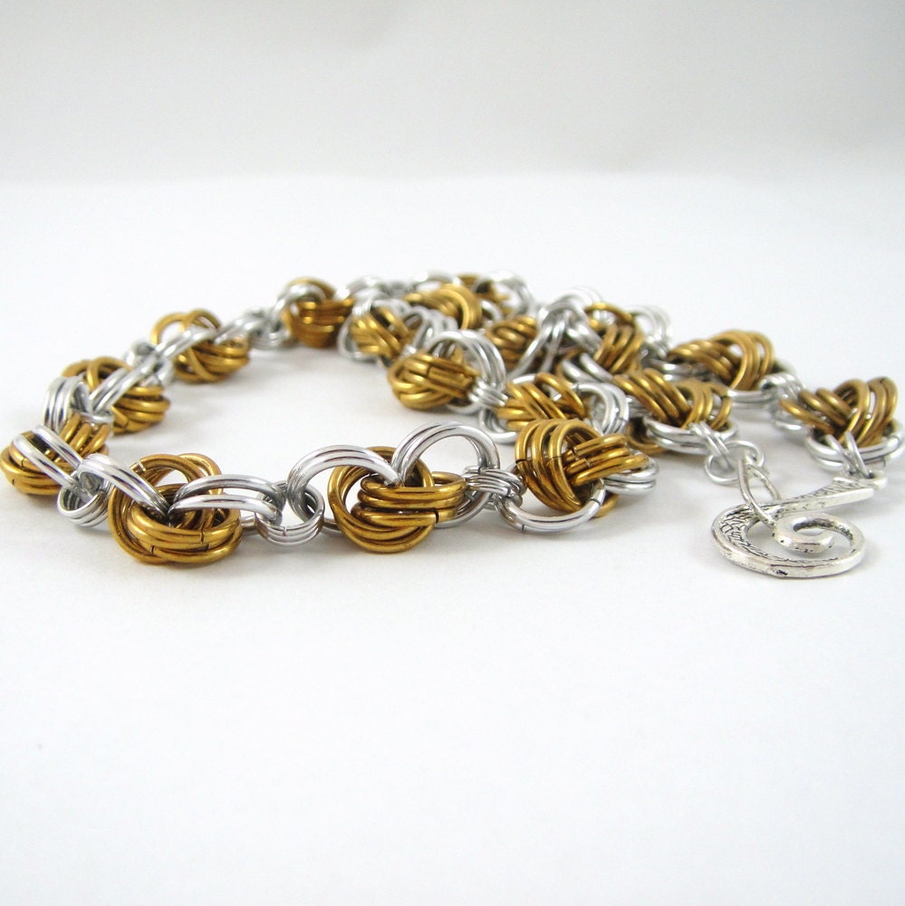 Chainmail Necklace Love Knots in Brass and Silver color Aluminum