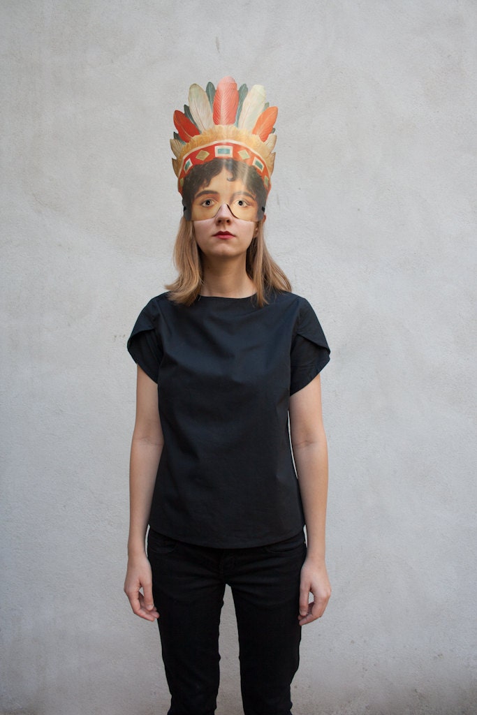 TULIP blouse (black cotton blouse with tulip sleeves and rabbit button) - made to order