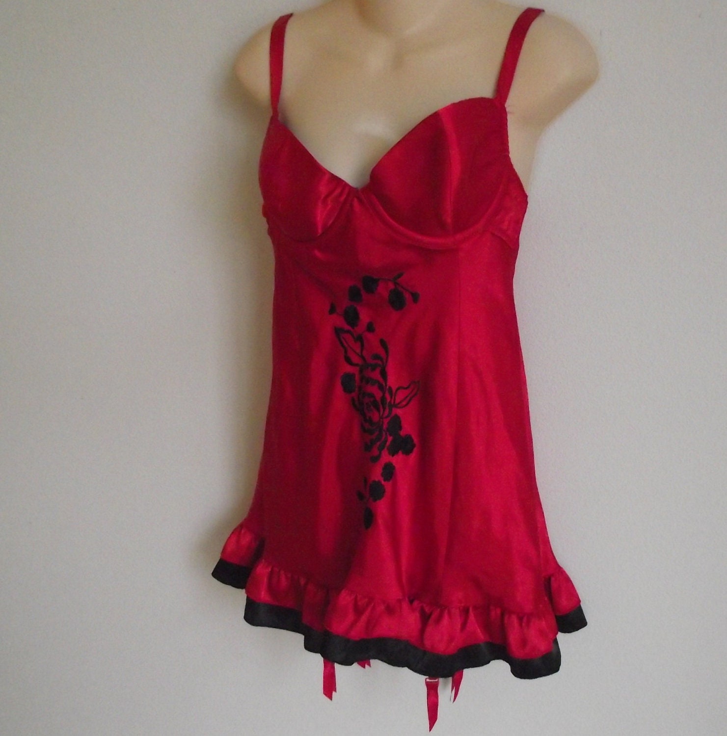 Vintage nightgown teddi w/ garters red  lingerie M 34 bust