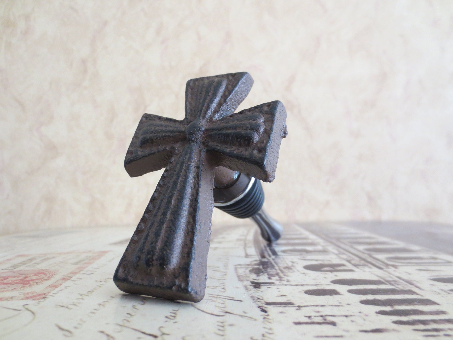 Wine Bottle Stopper - Iron Cross Wine Stopper