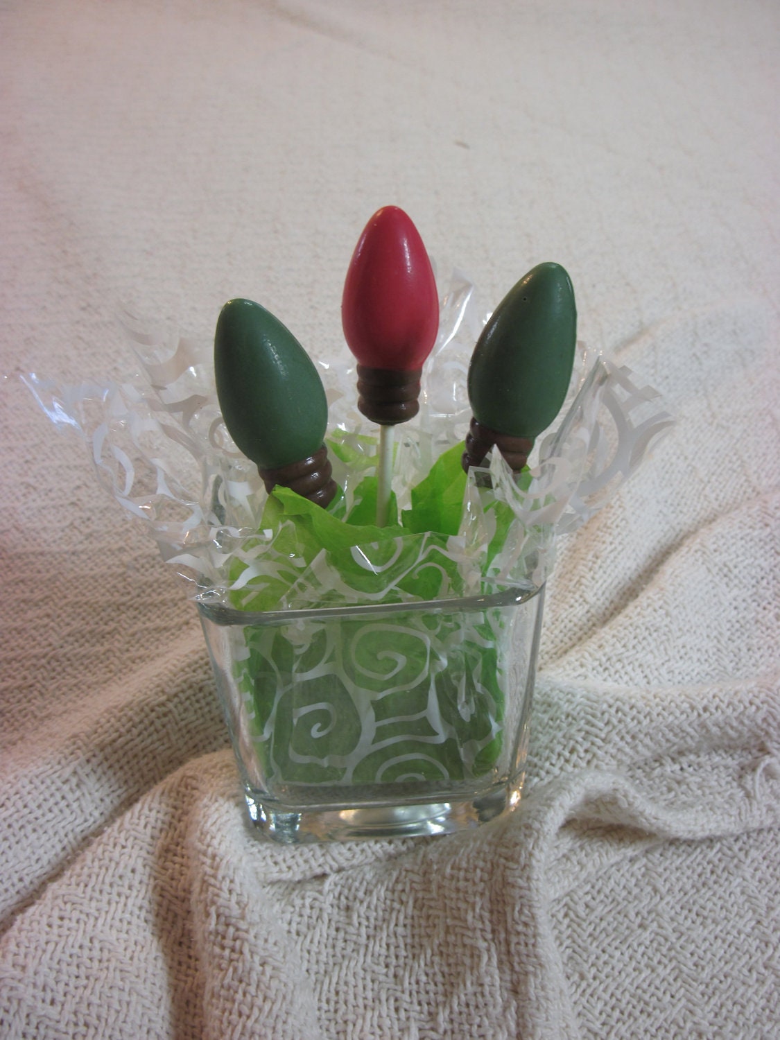 12 Christmas Lights chocolate pops