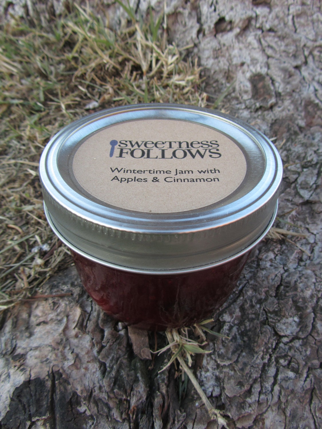 Wintertime Jam with Apples & Cinnamon