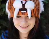 Tiger hat