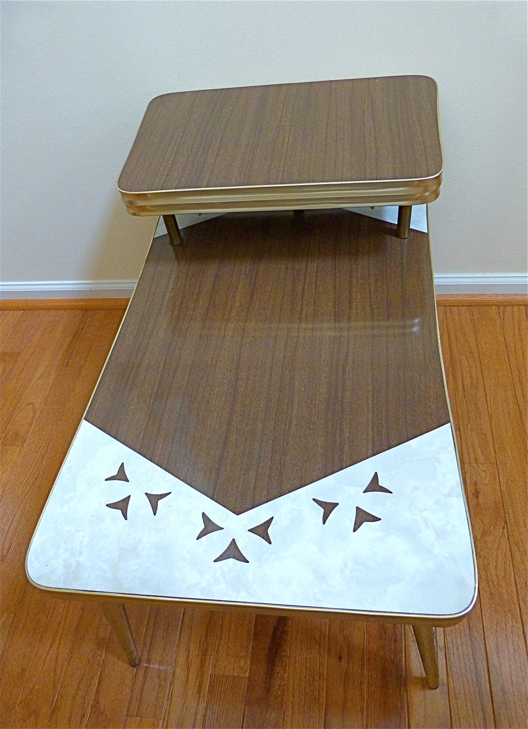 Mid-Century Atomic Tiered Table Wood Grain and Crushed Ice Formica - 1950's Modern Step Table