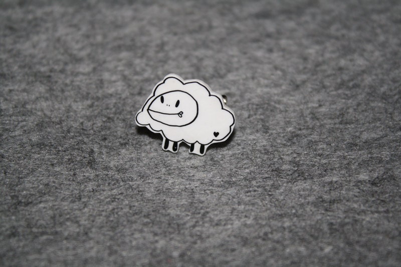 Nimbus the white cloud, brooch