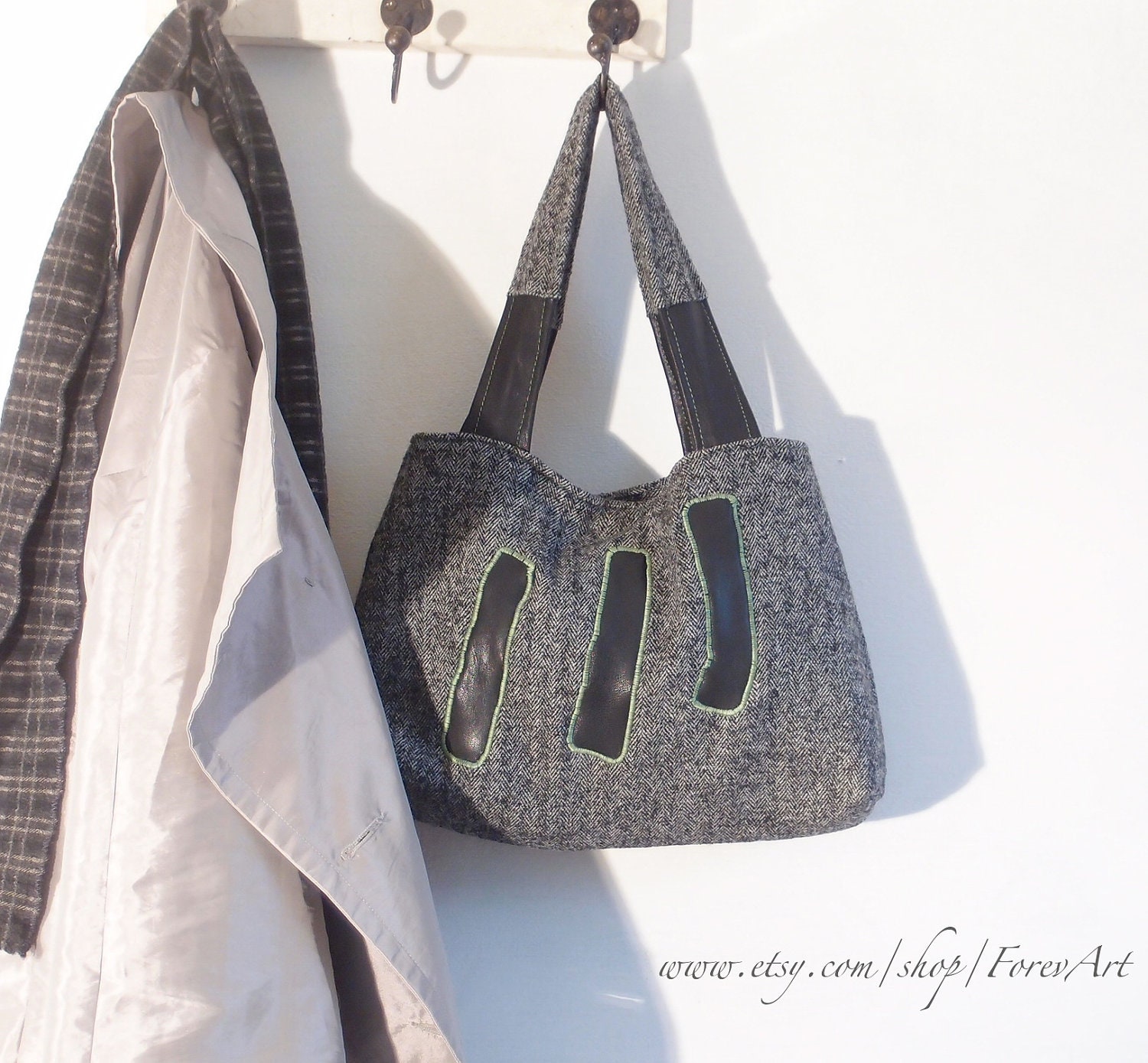 Classic Handmade Wool Bag. Modern Wool purse. - ForevArt