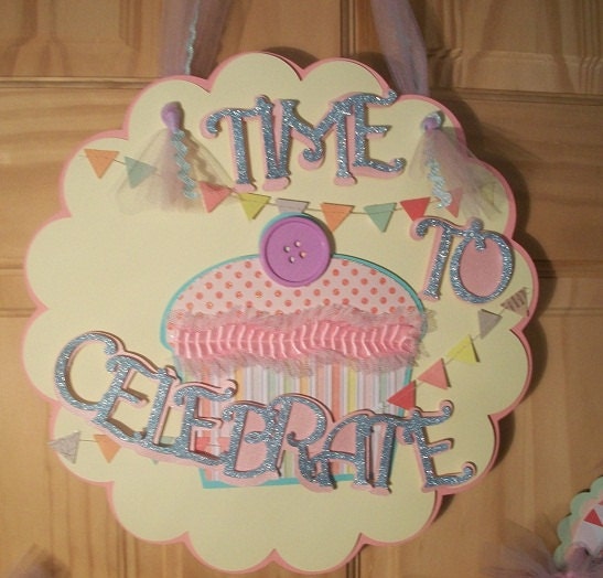 WhImSiCaL BOUTIQUE cUpCaKe  Door Sign, Cupcake First Birthday, Cupcake Birthday Decorations, Party Decor