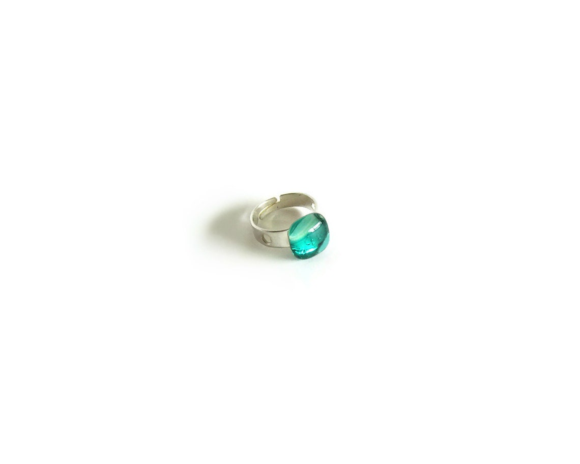 Emerald Green Girl Ring