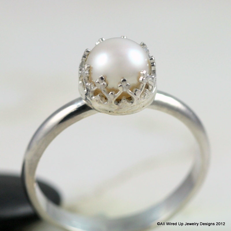 Pearl and Sterling Silver Ring - 8-8.5mm Pearl