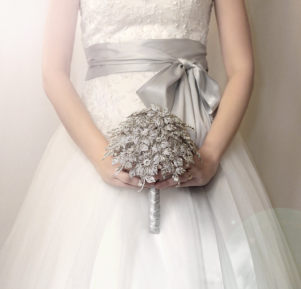 Wedding Flowers - Bridal Bouquet of Flower Brooches - Wedding Bouquet - Brooch Bouquet