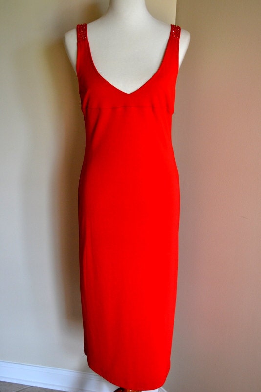 Vtg  80s / Red long dress / maxi dress deep plunging  v- neck  design - m