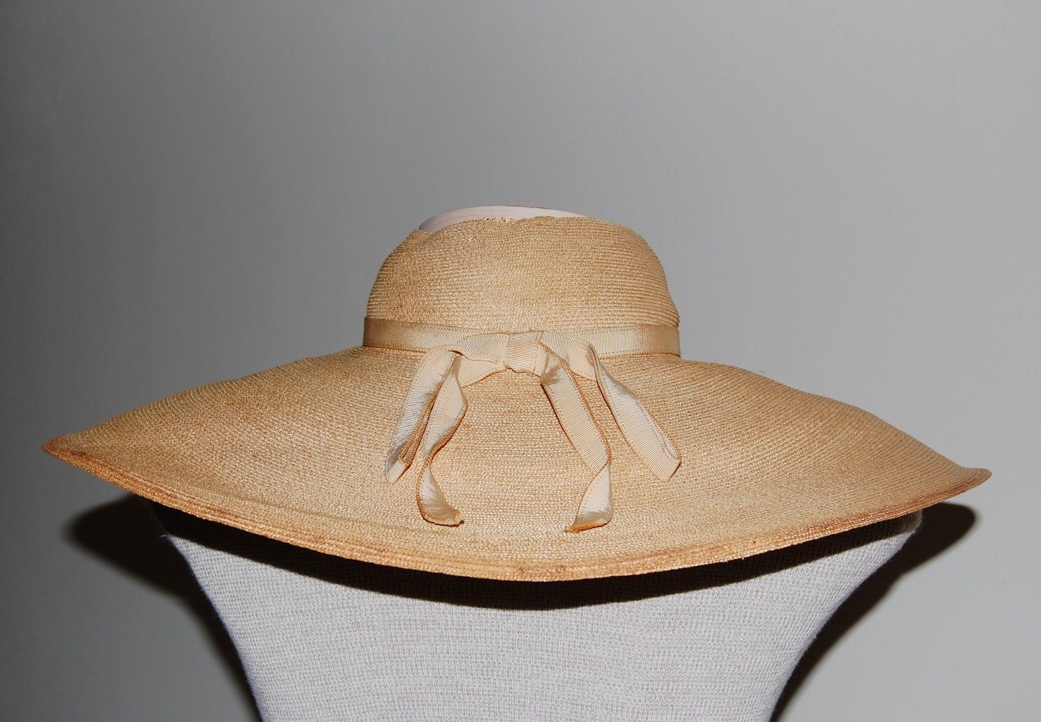 1930s Wide Brim Floppy Topless Straw Hat