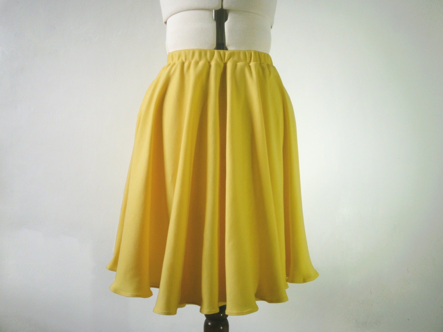 Yellow mini skirt , skater skirt , 50s style full circle skirt , yellow skirt