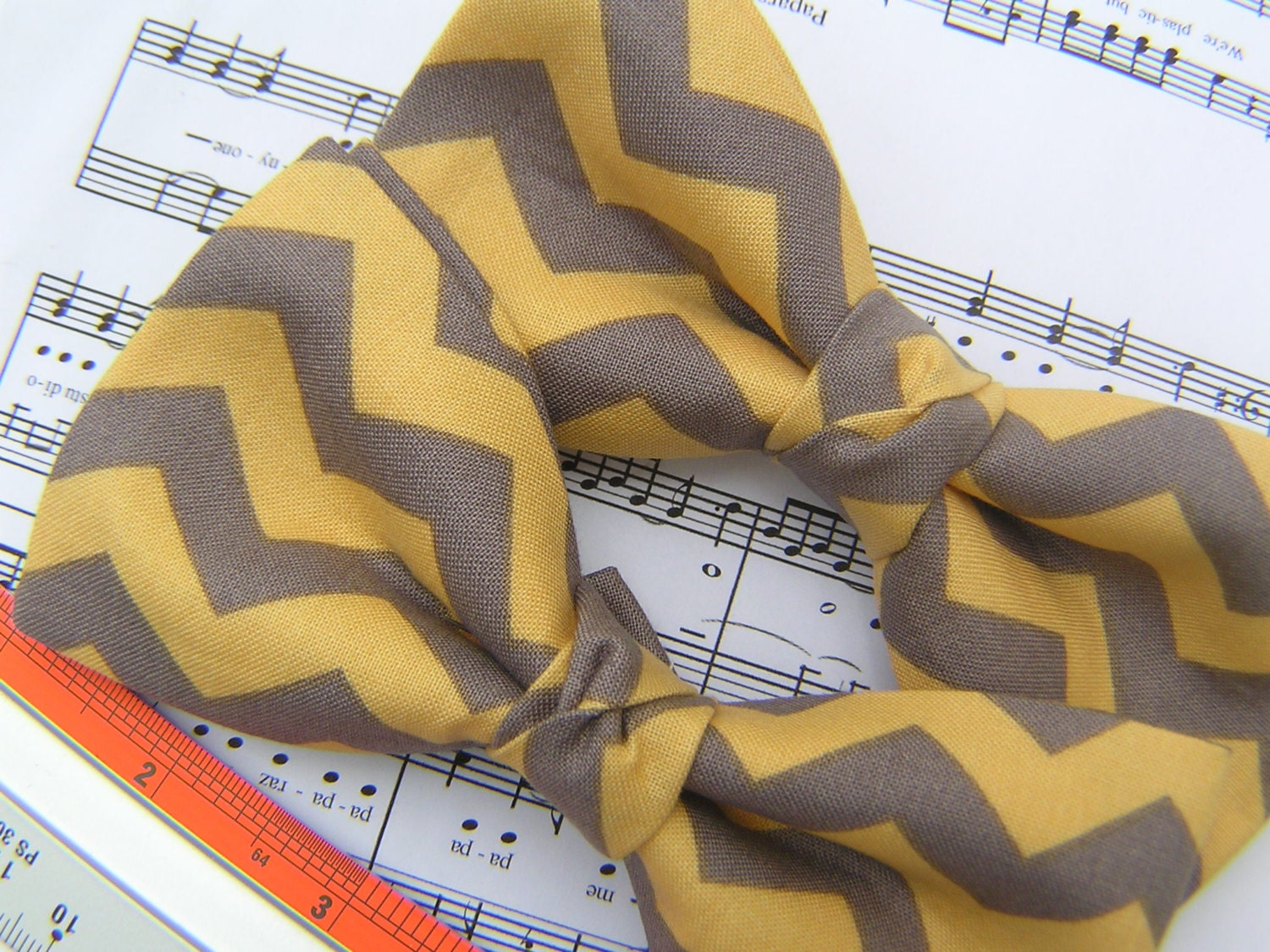 Mens bow ties, clip on, groomsmen, handmade, wedding, gift - Grey yellow chevron