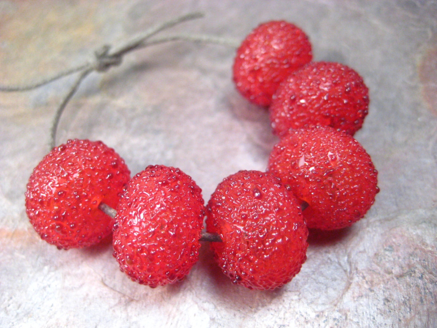 rustic red berries (6) textured hollow lampwork glass beads