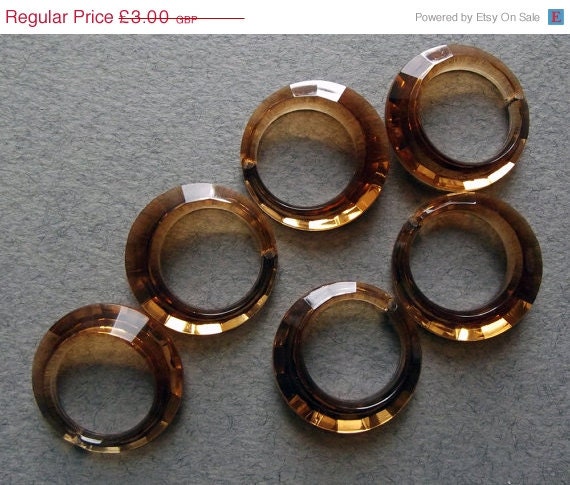 Vintage faceted pale brown topaz lucite hoop charms