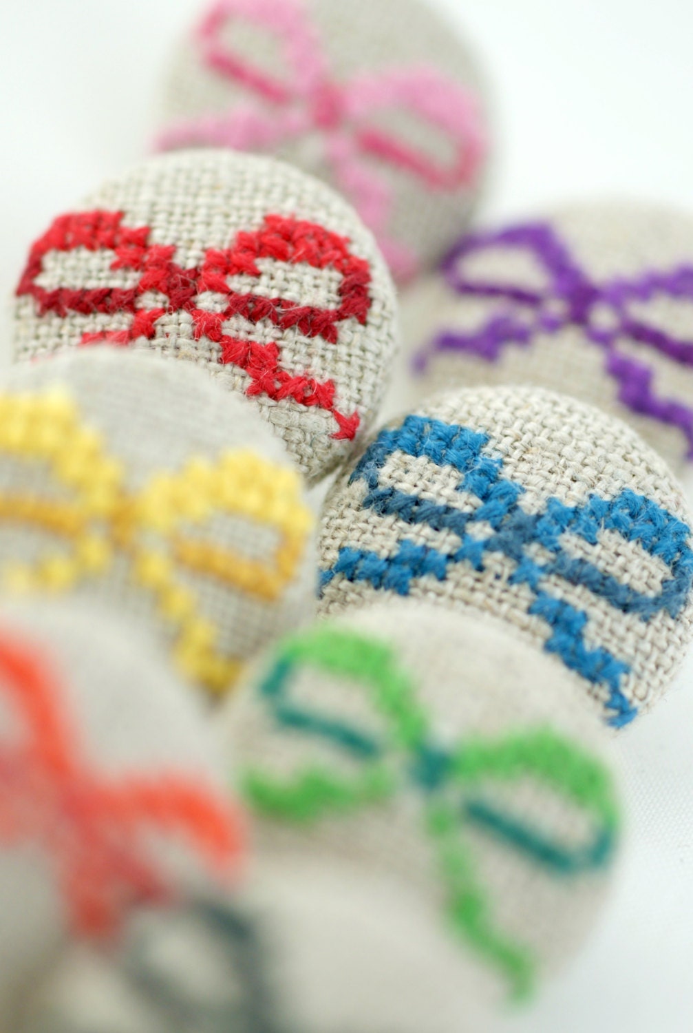 Little Bow - Fabric Covered Brooch Pin