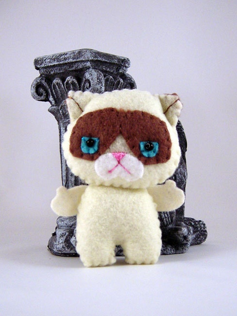 MADE TO ORDER Grumpy Neko Keychain Charm Plush cat kitten