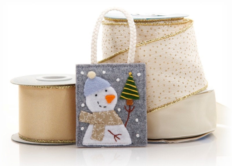 Christmas ornament, snowman and tree, wool and felt, blue hat and brown scarf, hand embroidery