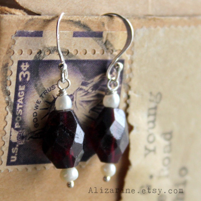 Sale - Garnet earrings with seed pearls in silver