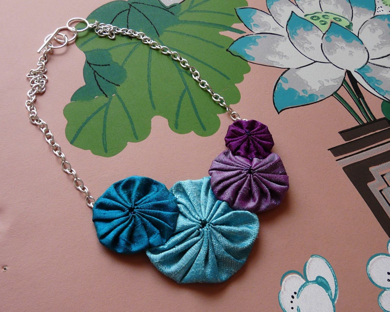 early morning - silk yoyo necklace