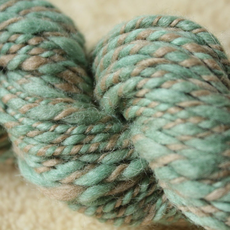 Handspun worsted "Robin's Nest"