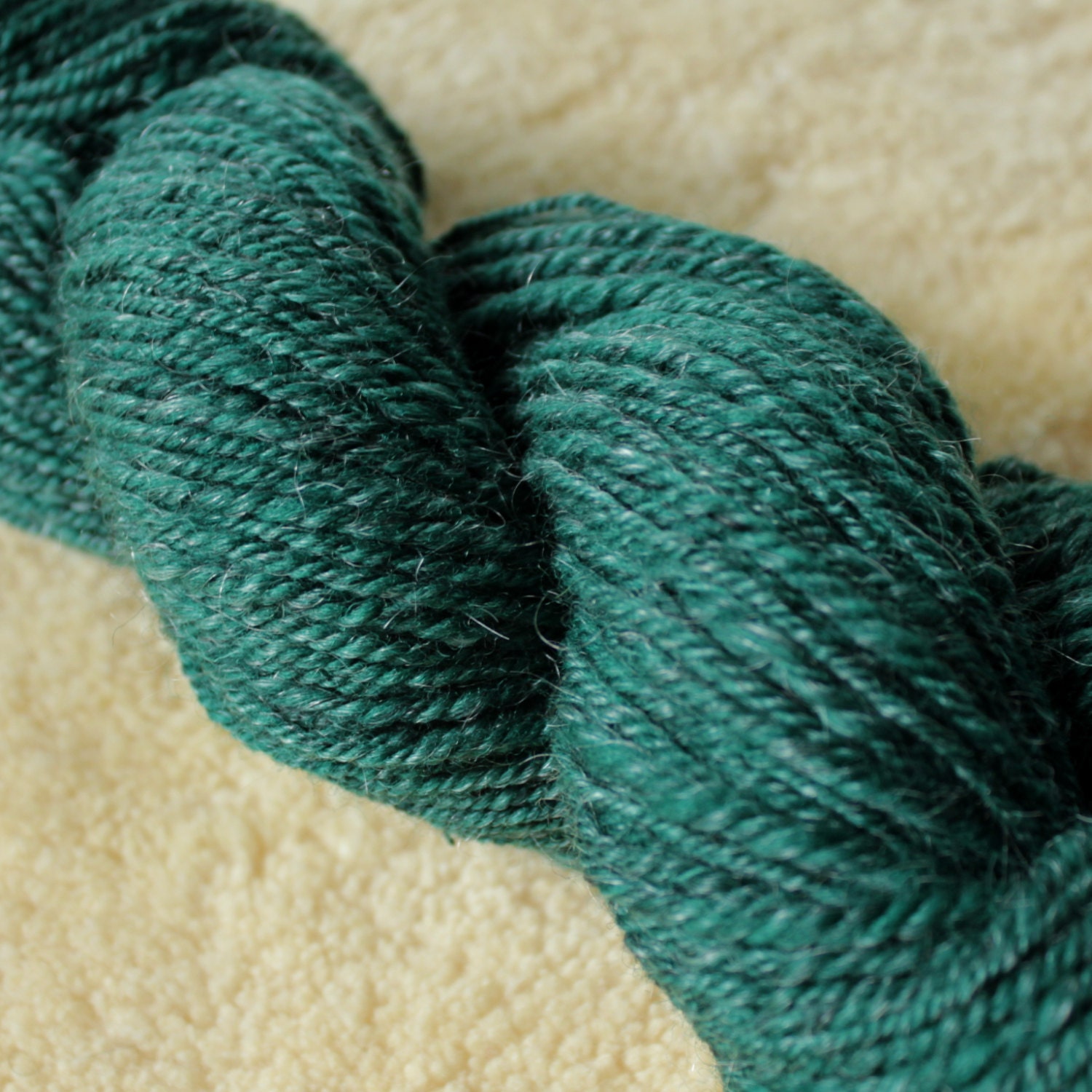 Handspun worsted "Forest"